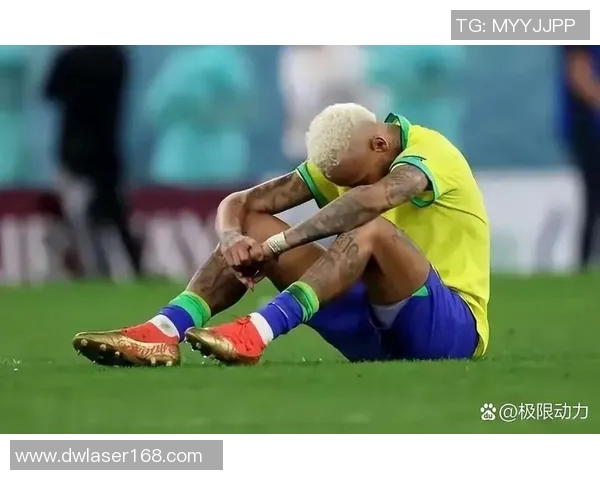 足球明星与替身的惊险对决挑战视频揭秘真实技术与默契配合的较量